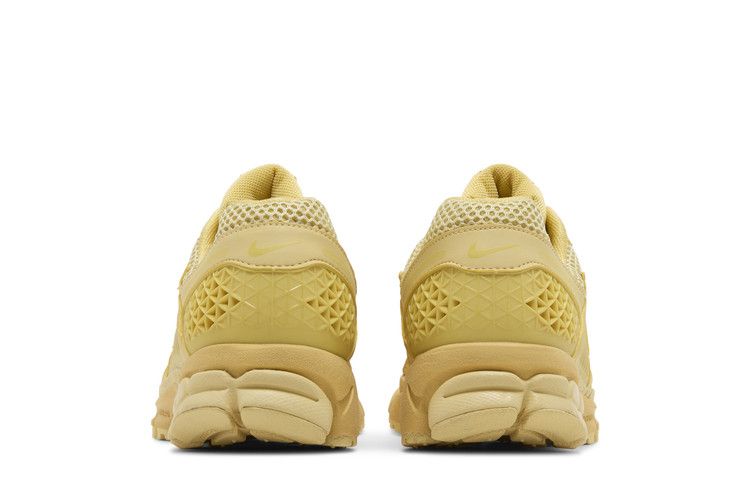 Zoom Vomero 5 Saturn Gold - FQ7079-700