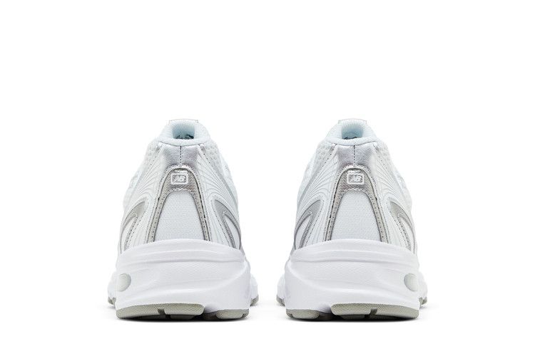 740v2 White Silver Reflection - U740WM2