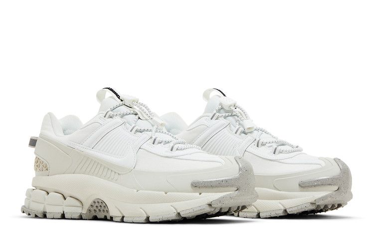 Zoom Vomero Roam Summit White Light Bone Light Iron Ore - HV5951-100