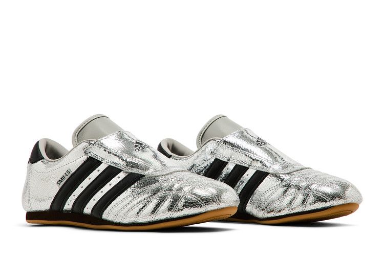 Taekwondo Silver Metallic Black - JH9664