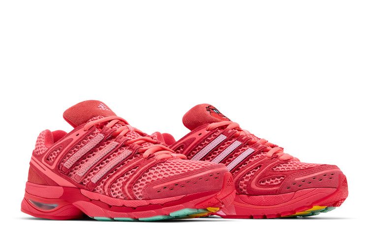 Adistar Control 5 Unheardof Pork Chop Piggy Runner 2.0 Steve-O - KJ8363