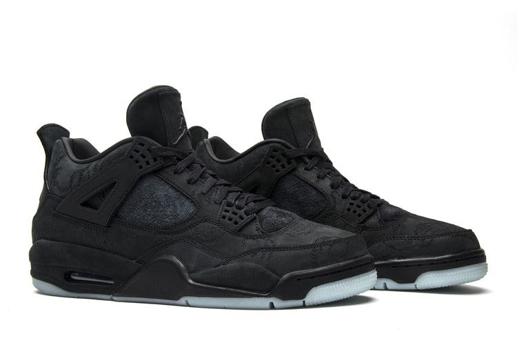 Air Jordan 4 Retro Kaws Black - 930155-001