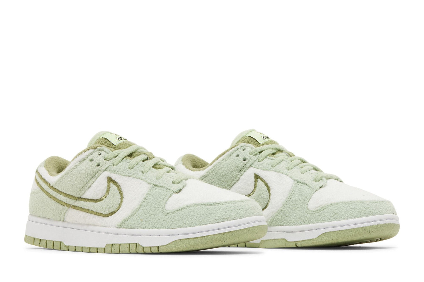 Nike Dunk Low SE Fleece Green