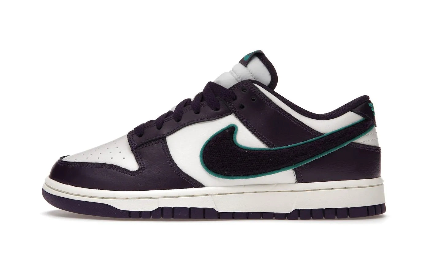 Dunk Low Chenille Swoosh Sail Grand Purple - DQ7683-100