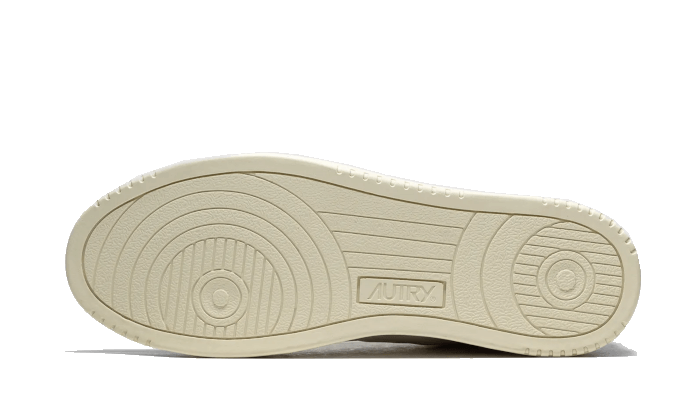 medalist-leather-suede-low-white-light-blue-basketsold