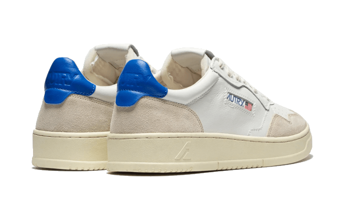 medalist-leather-suede-low-white-light-blue-basketsold