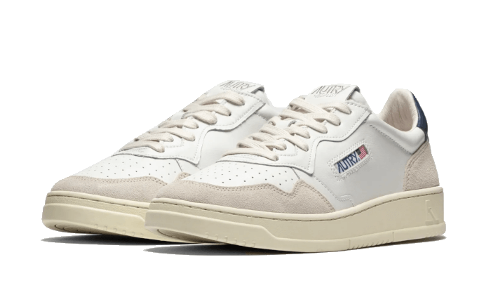 medalist-leather-suede-low-white-navy-basketsold