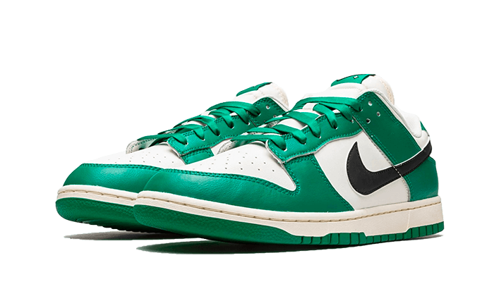 dunk-low-se-lottery-green-pale-ivory-basketsold