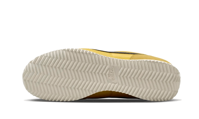 cortez-vivid-sulfur-basketsold