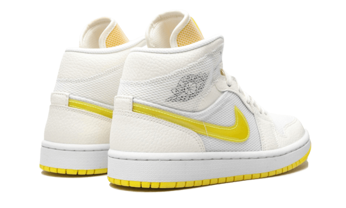 air-jordan-1-mid-se-voltage-yellow-basketsold
