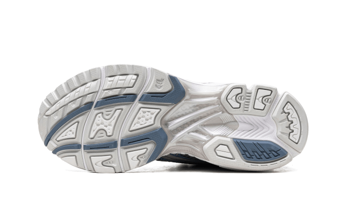 gel-kayano-14-glacier-grey-basketsold