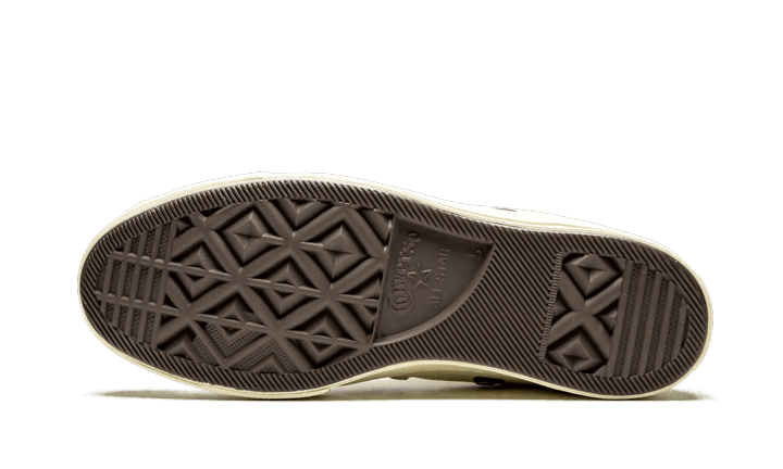 chuck-taylor-all-star-70s-hi-comme-des-garons-play-polka-dot-white-basketsold