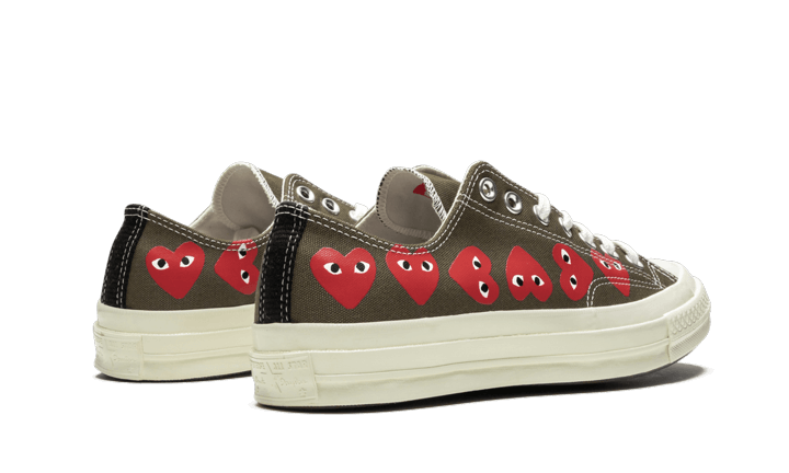 chuck-taylor-all-star-70s-ox-comme-des-garons-play-multi-heart-green-basketsold