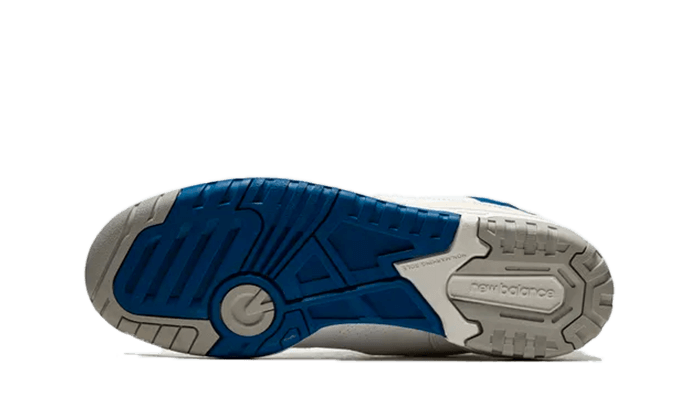 550-white-blue-groove-basketsold