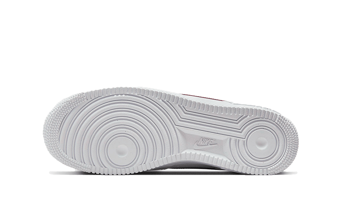 air-force-1-low-picante-red-wolf-grey-basketsold
