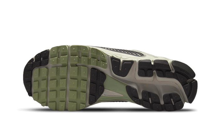 zoom-vomero-5-cobblestone-basketsold