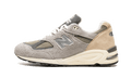 990 V2