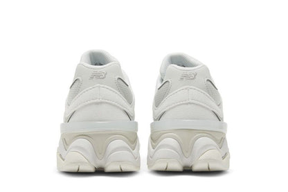 9060 Reflection - GC9060LL