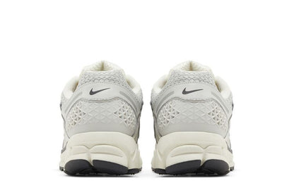 Zoom Vomero 5 Chrome - HJ3758-001