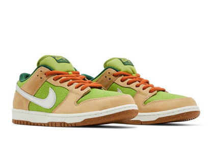 SB Dunk Low Escargot - FQ7585-200