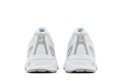 740v2 White Silver Reflection - U740WM2