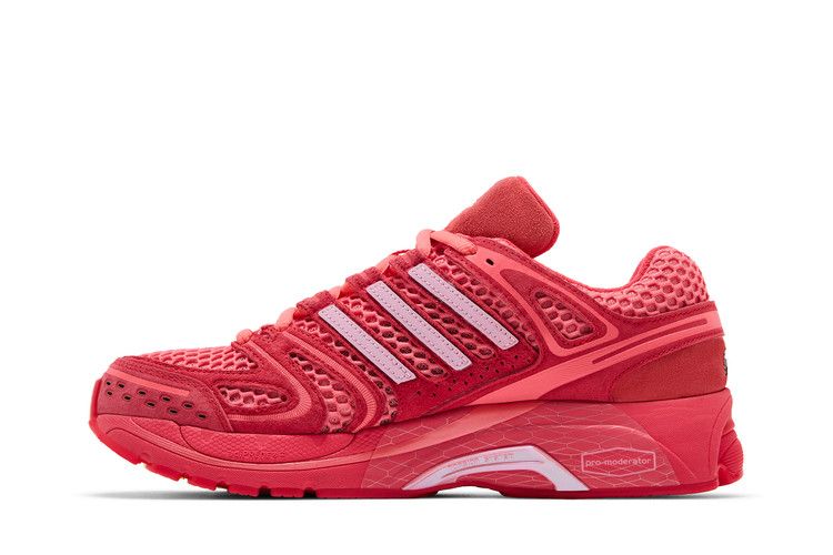Adistar Control 5 Unheardof Pork Chop Piggy Runner 2.0 Steve-O - KJ8363