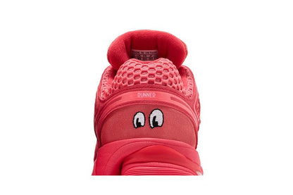Adistar Control 5 Unheardof Pork Chop Piggy Runner 2.0 Steve-O - KJ8363