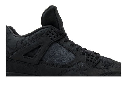 Air Jordan 4 Retro Kaws Black - 930155-001