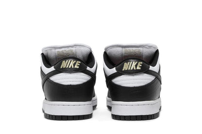 SB Dunk Low Supreme Stars Black (2021) - DH3228-102