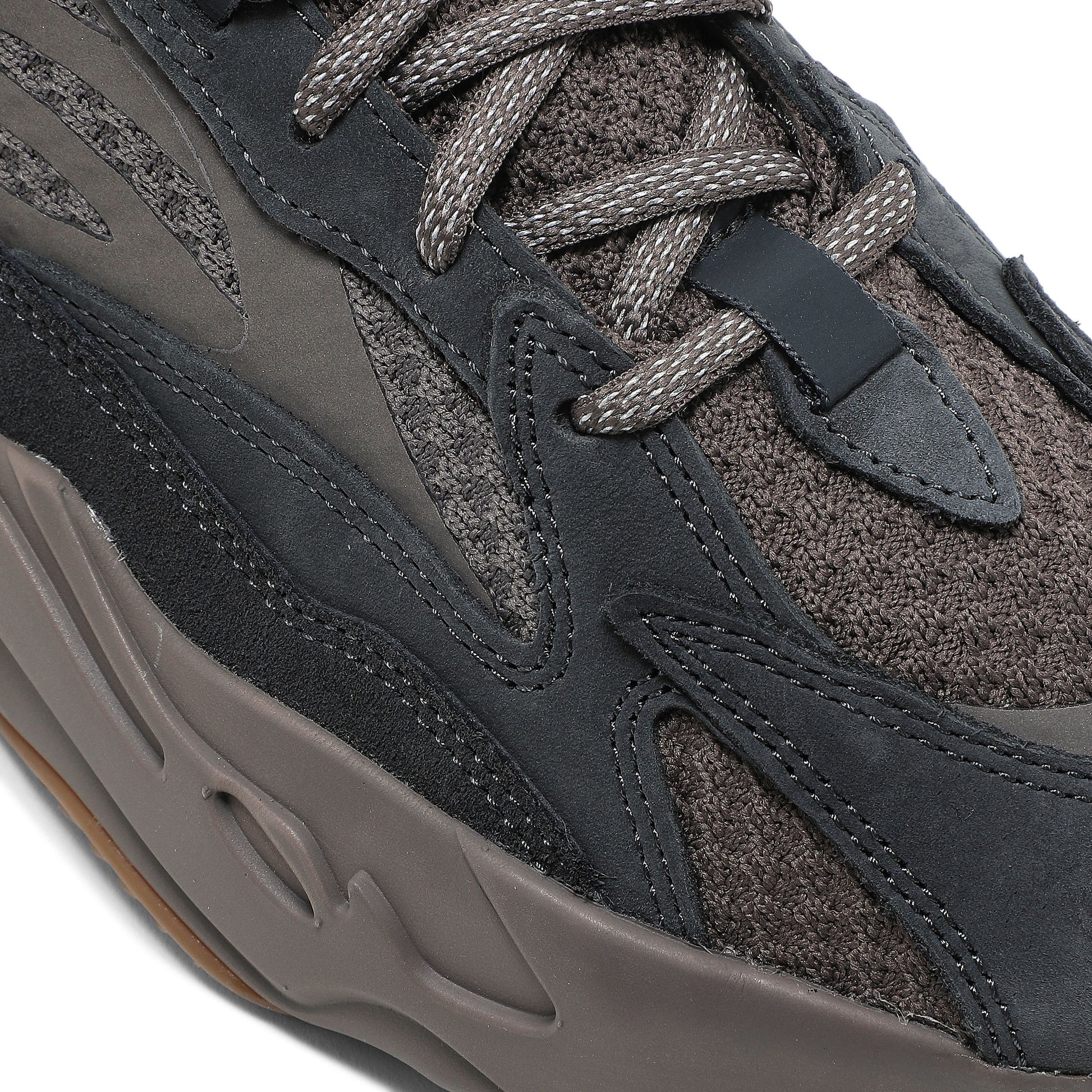 Adidas Yeezy 700 V2 Mauve