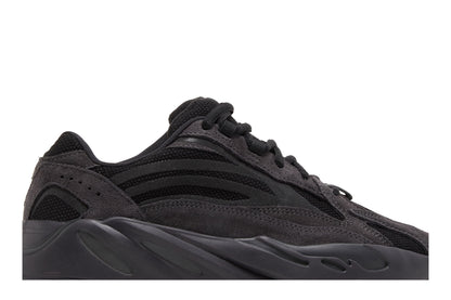 Adidas Yeezy 700 V2 Vanta