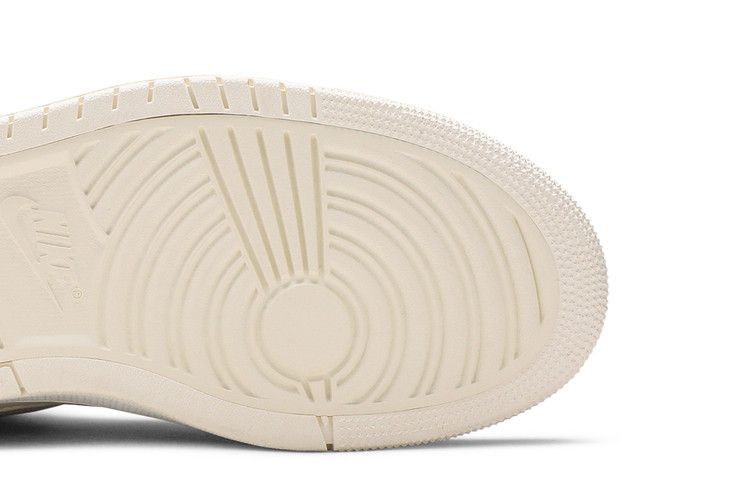 Air Jordan 1 High Zoom CMFT To My First Coach