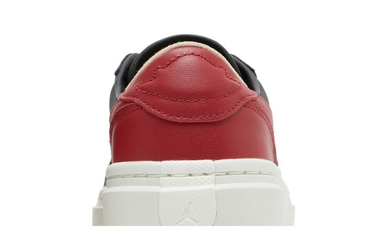 Air Jordan 1 Low Elevate Bred