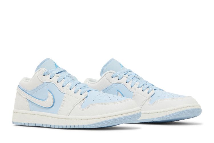 Air Jordan 1 Low SE Reverse Ice Blue