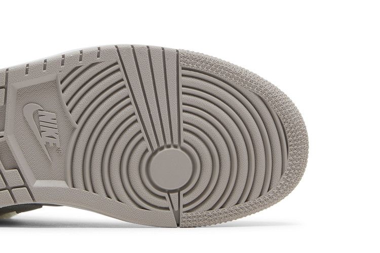 Air Jordan 1 Low SE Sherpa Fleece