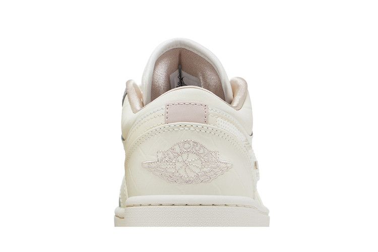Air Jordan 1 Low Sail Soft Pearl