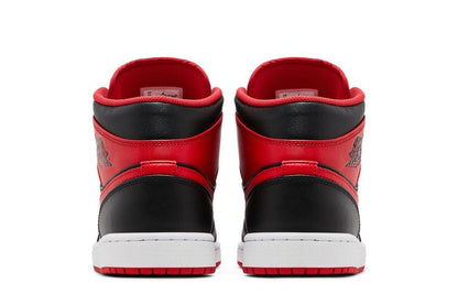 Air Jordan 1 Mid Alternate Bred (2022)