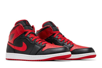Air Jordan 1 Mid Alternate Bred (2022)