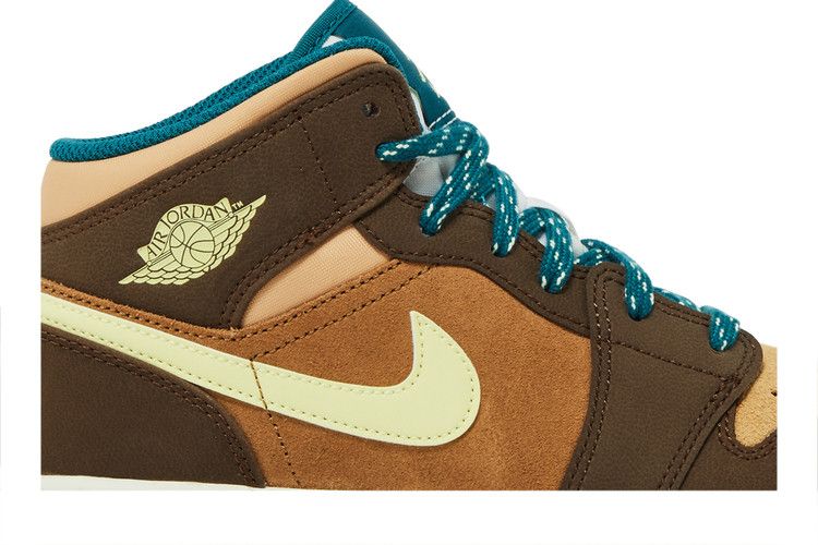 Air Jordan 1 Mid Cacao Wow