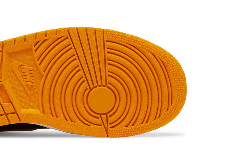 Air Jordan 1 Mid Chutney Taxi