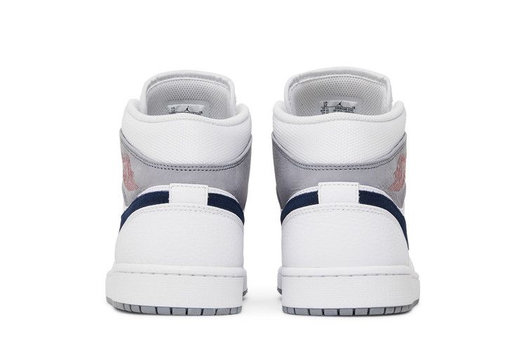 Air Jordan 1 Mid Paris