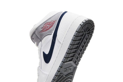 Air Jordan 1 Mid Paris