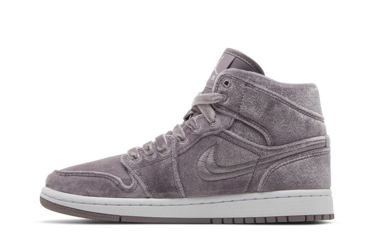 Air Jordan 1 Mid SE Purple Velvet