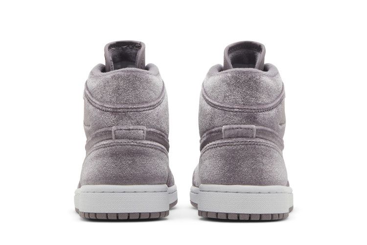 Air Jordan 1 Mid SE Purple Velvet