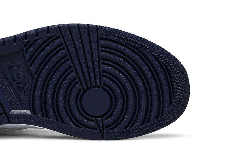 Air Jordan 1 Retro High Midnight Navy (2020)