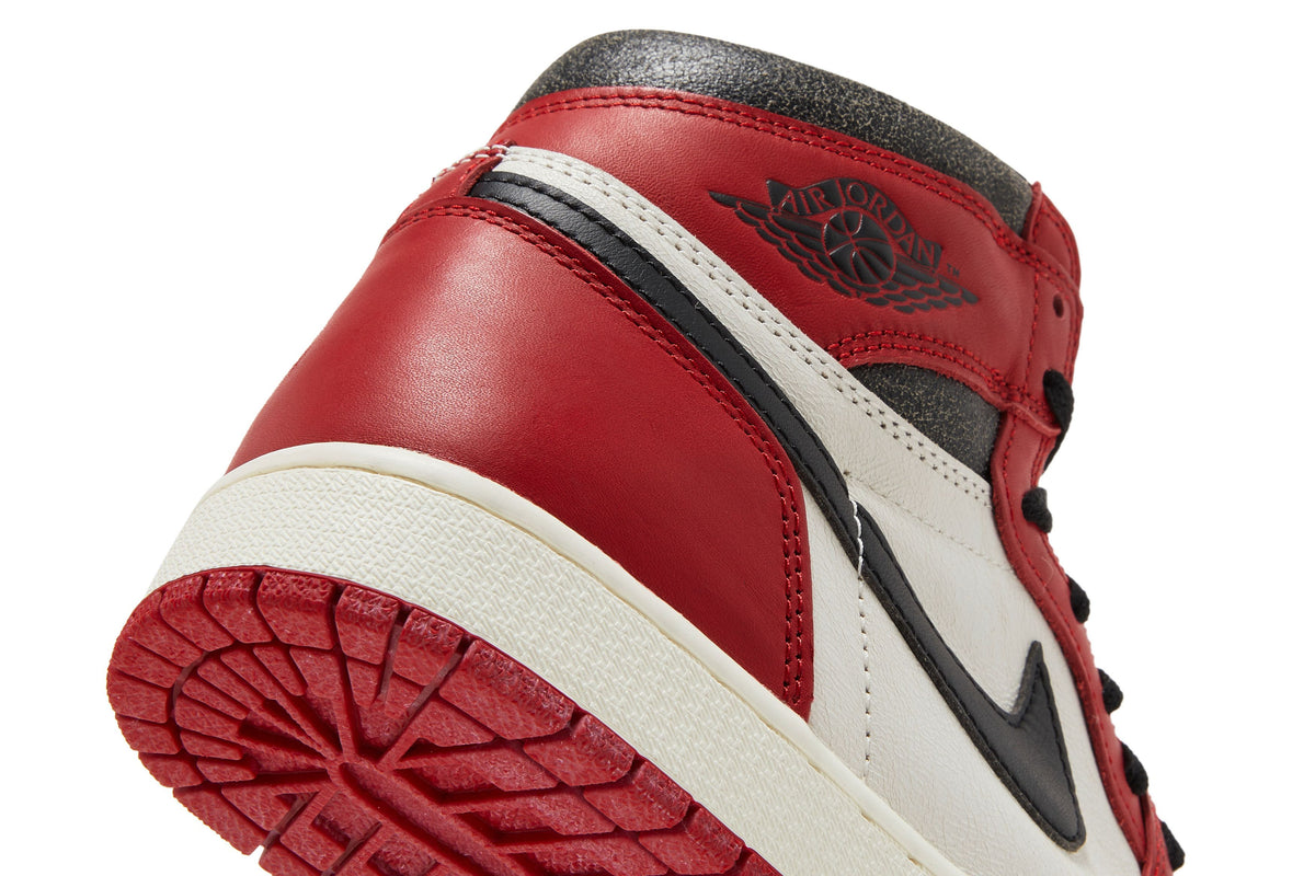 Air Jordan 1 Retro High OG Chicago Lost & Found