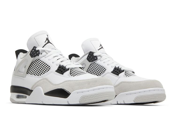 Air Jordan 4 Military Black