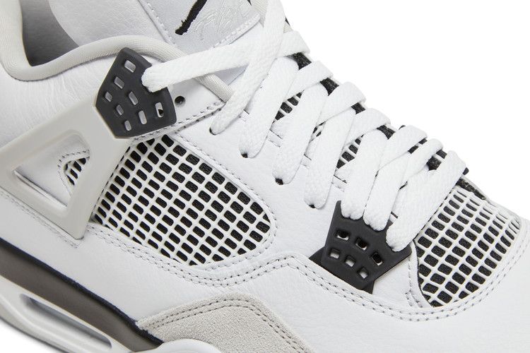 Air Jordan 4 Military Black