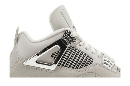 Air Jordan 4 Retro Frozen Moments