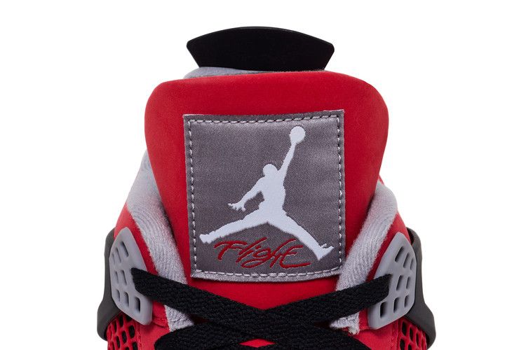 Air Jordan 4 Retro Toro Bravo (2026)